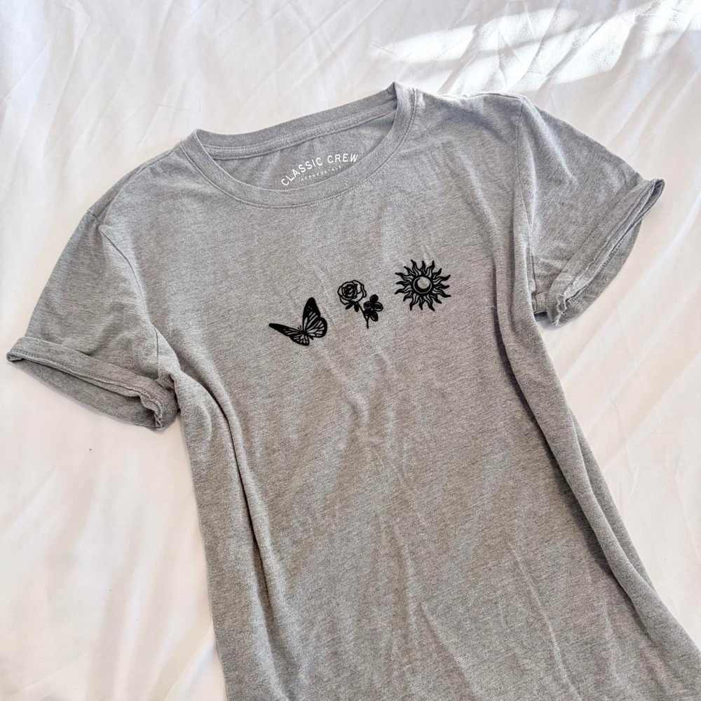 Aeropostale Y2K Graphic Baby Tee Heather Gray Butterfly Rose Sun XL
